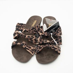 Vionic Park - Rizzo Leopard Print Wedge Sandals